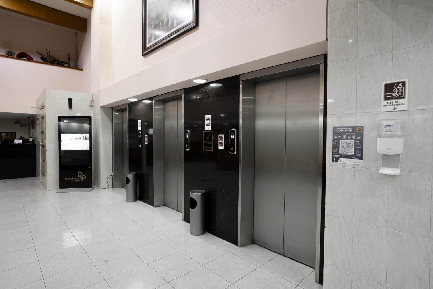 Hotel Real Plaza San Luis Potosí Eksteriør billede