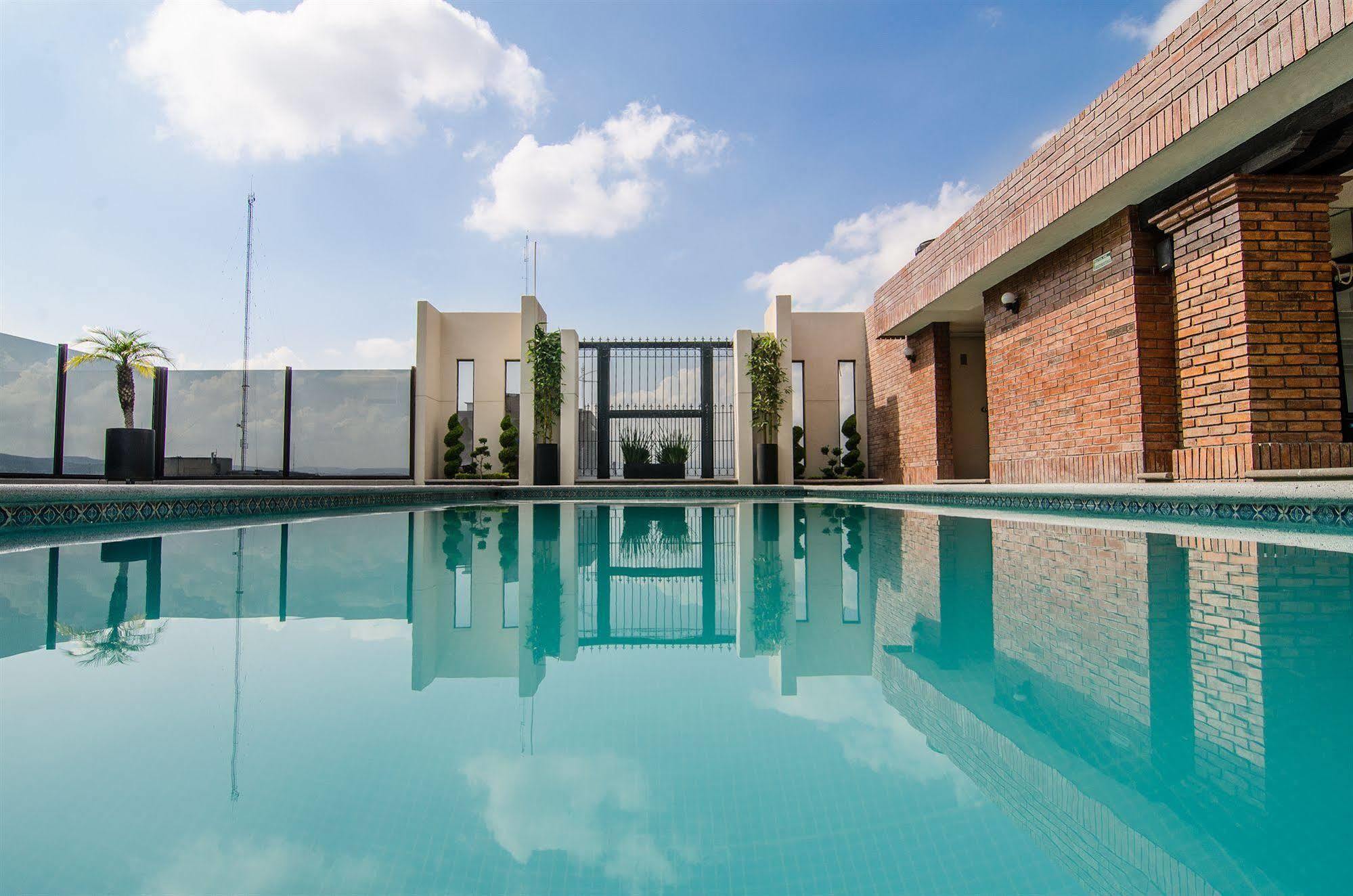 Hotel Real Plaza San Luis Potosí Eksteriør billede
